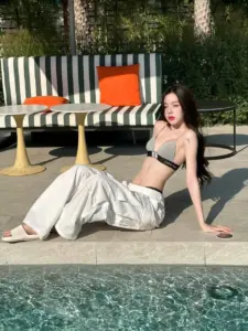 นีนี่ ชญาพัชร์ 12