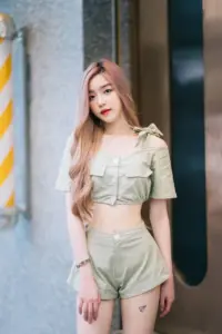 นีนี่ ชญาพัชร์ 22