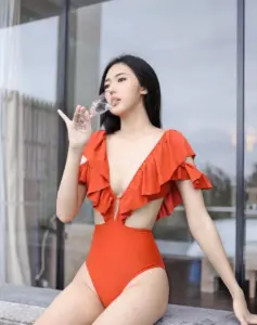 อาย อทิตยา 25