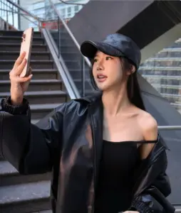 อาย อทิตยา 26