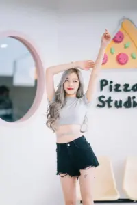 นีนี่ ชญาพัชร์ 27